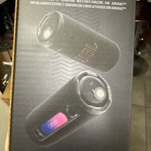 JBL GRIP PORTABLE SPEAKER - BLUETOOTH NWT